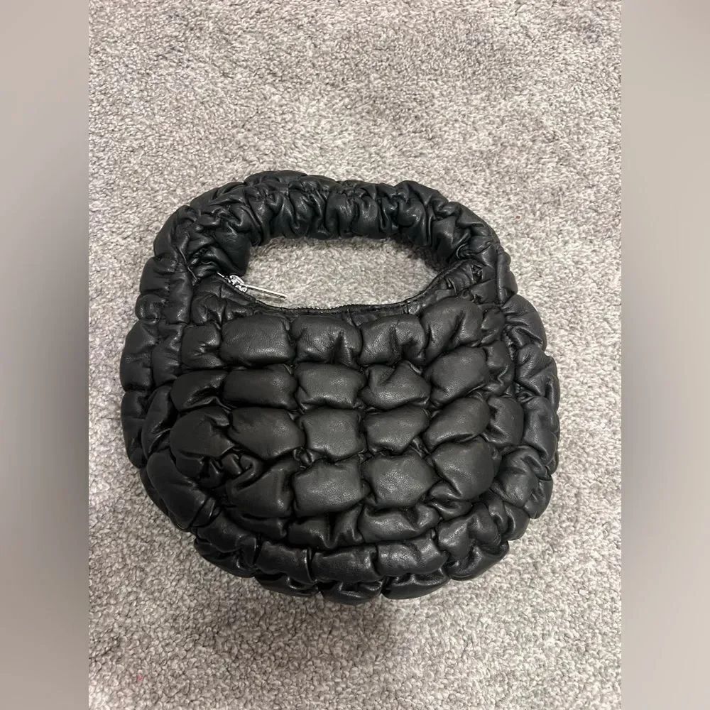 COS Micro Quilted Bag - Picture 4 of 8